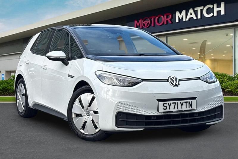 White Used 2021 VW ID.3 Pro Performance Hatchback | £12,800 (Fair price) - Image 1/4