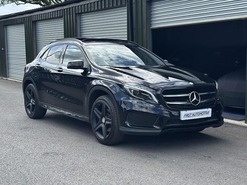 Black Used 2016 Mercedes GLA250 AMG line SUV | £14,995 (Fair price) - Image 1/4