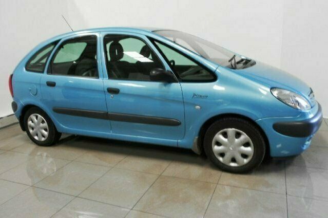 Used 2001 Citroën Xsara Picasso MPV | £1,000 - Image 1/4