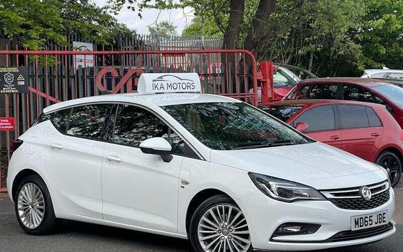 Used 2019 Vauxhall Astra Elite Hatchback | £8,395 (Fair price) - Image 1/4