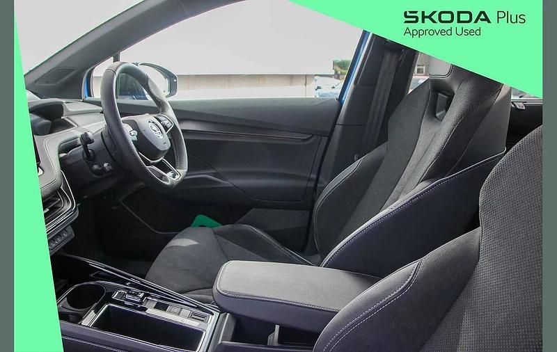 New Skoda Enyaq iV SportlinePlus 210 kW (286 HP) 2025 Race blue metallic SUV