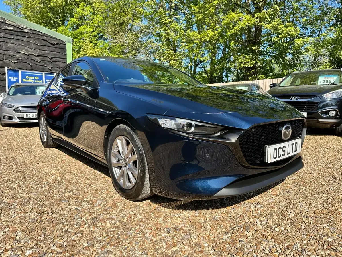 Begagnad Mazda 3 2019 Blå Halvkombi