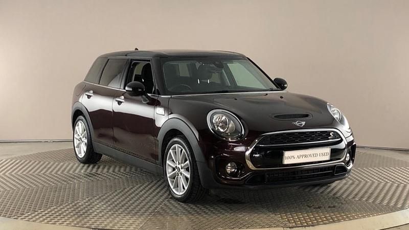Used Mini Cooper S Clubman Classic 189 HP (139 kW) 2019 Red Estate