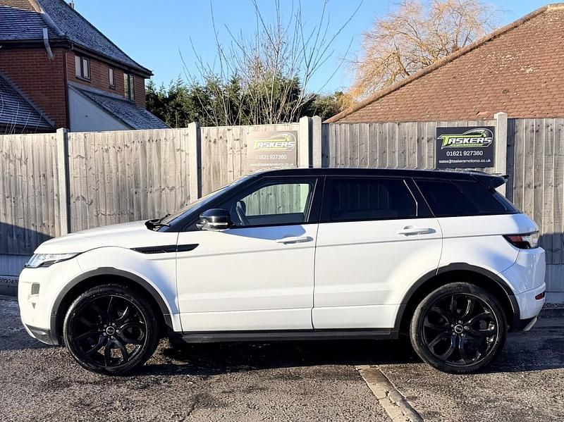 Used Land Rover Range Rover evoque Dynamic 190 HP (139 kW) 2012 White Estate