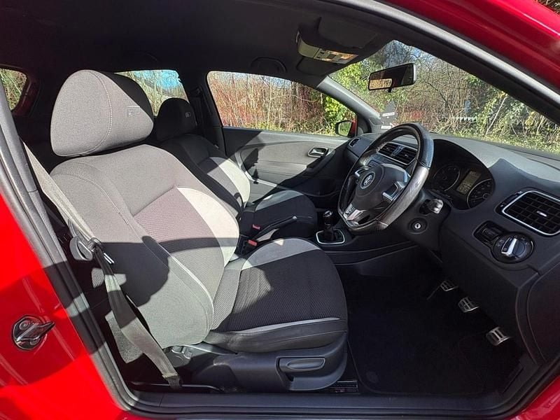 Used VW Polo R-line 110 HP (80 kW) 2013 Red Hatchback