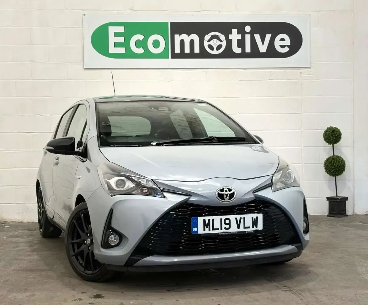 Used Toyota Yaris Hybrid Sport 2019 Grey/black Hatchback