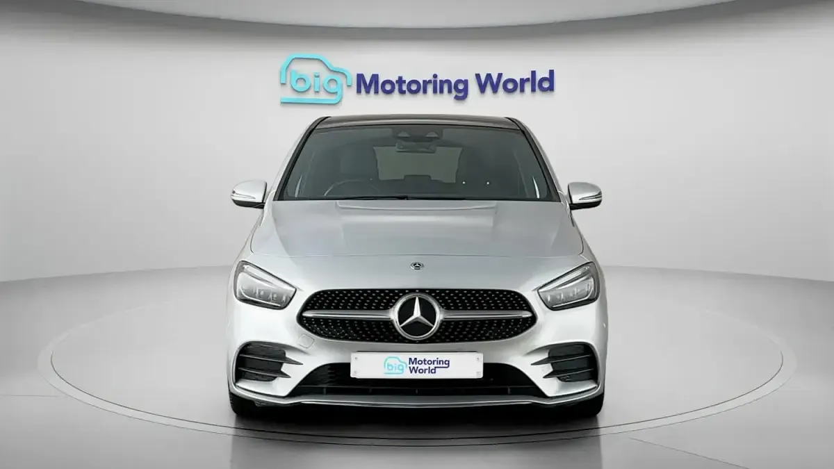 Used Mercedes B220 AMG Line Premium Plus 190 HP (139 kW) 2019 Silver Hatchback