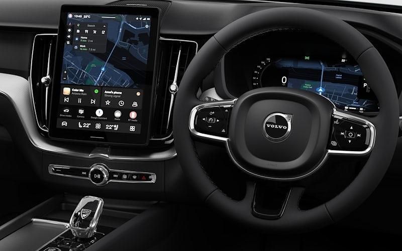 New Volvo XC60 Plus 334 HP (245 kW) 2026 Crystal white SUV