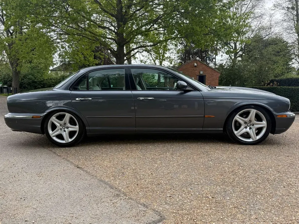 Used Jaguar XJ6 2003 Grey Sedan