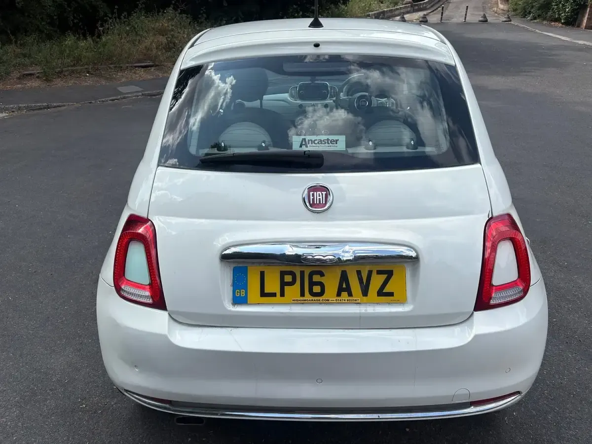 Used Fiat 500 Lounge 69 HP (50 kW) 2016 White Hatchback
