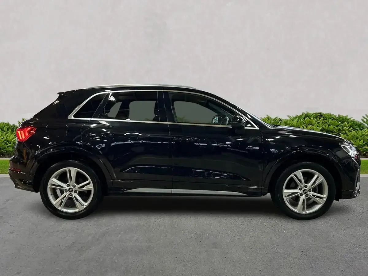 Used Audi Q3 S-Line 150 HP (110 kW) 2021 Black SUV