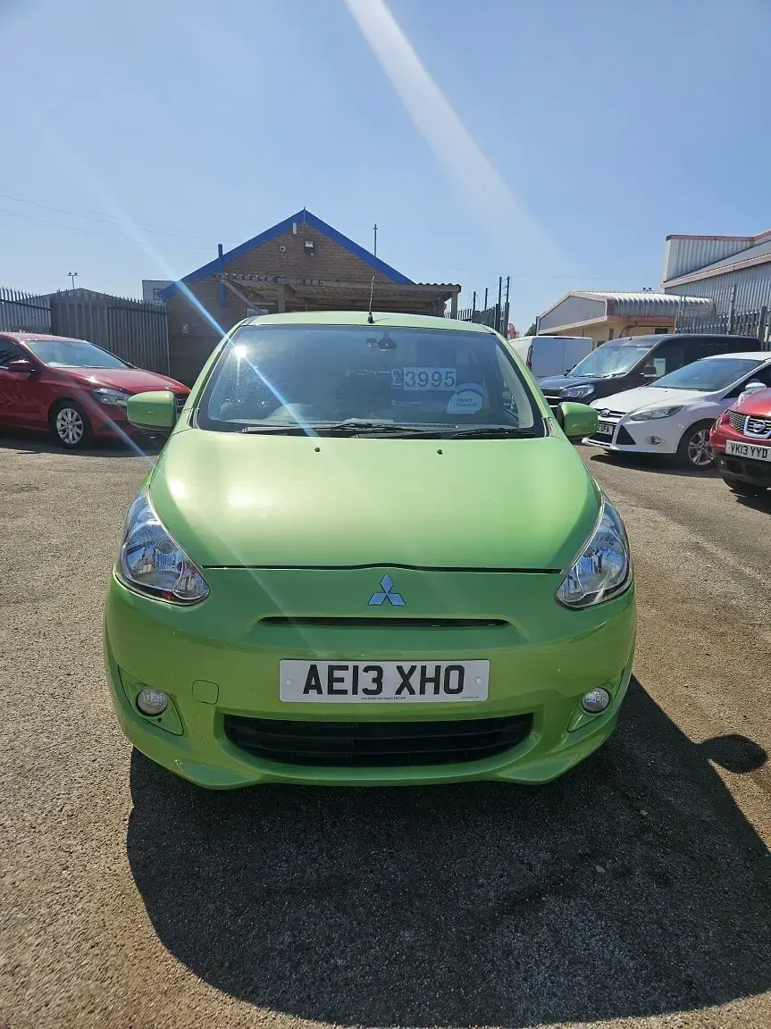 Used Mitsubishi Mirage 79 HP (58 kW) 2013 Green Hatchback