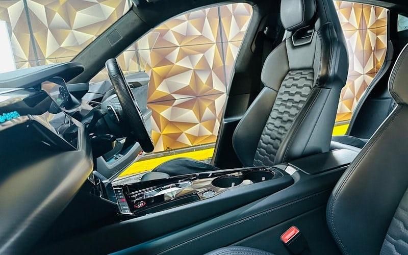 Used Audi e-tron GT quattro Design 389 kW (530 HP) 2024 Sedan