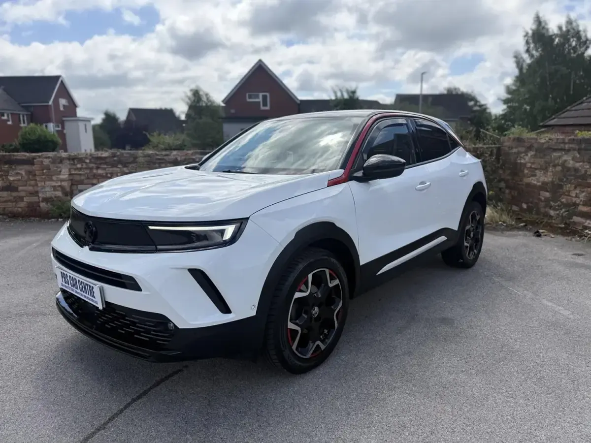 Used Vauxhall Mokka SRi 2022 White SUV