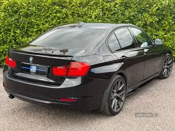 Usado BMW 316 Sport Line 2015 Negro Berlina