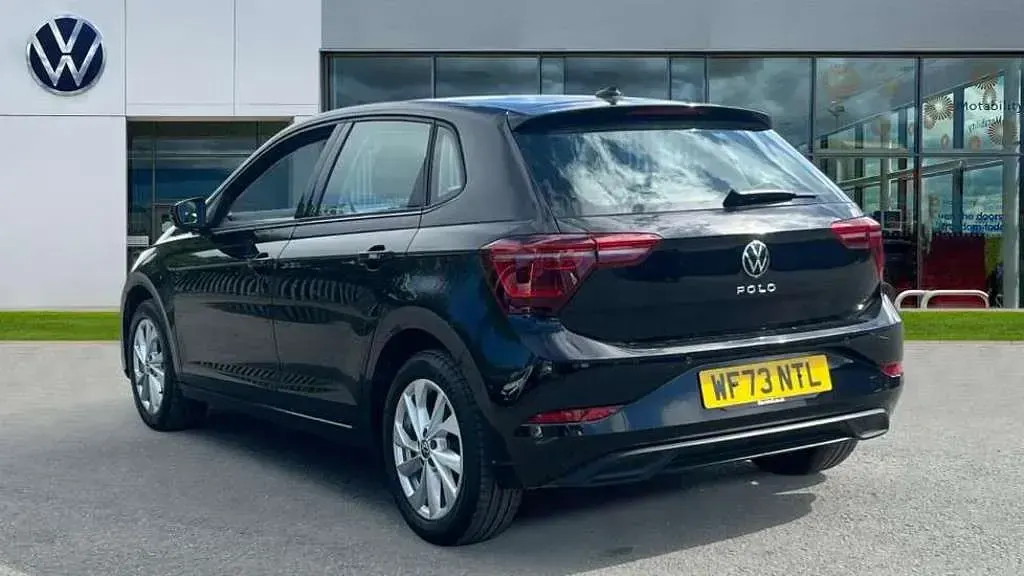 Used VW Polo Style 95 HP (69 kW) 2023 Deep black pearl Hatchback