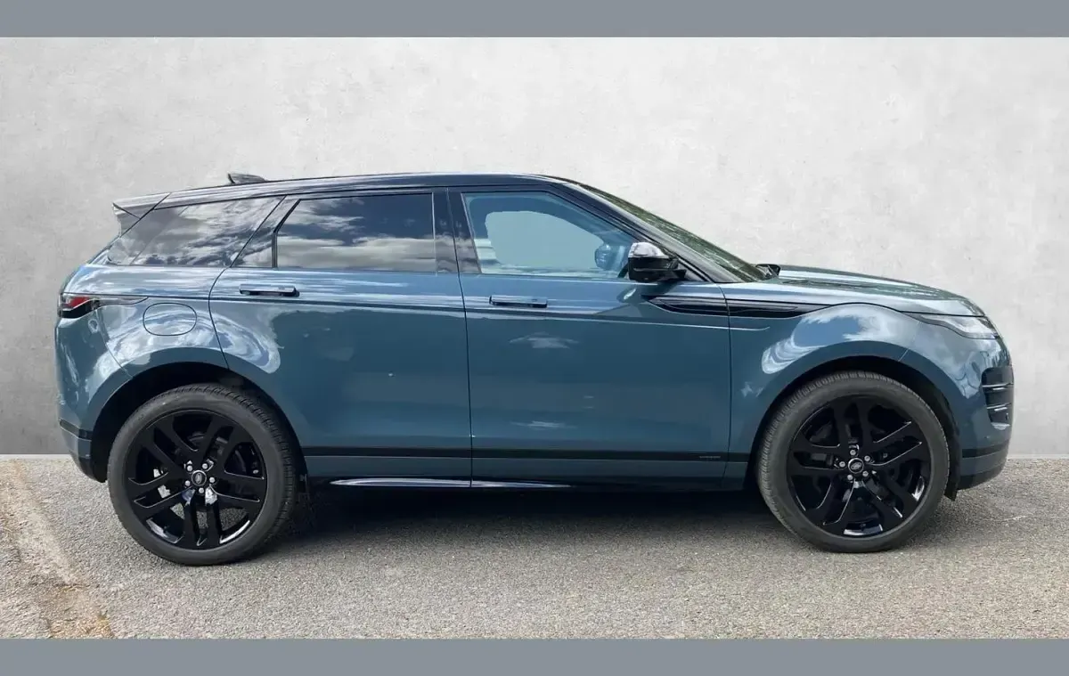 Used Land Rover Range Rover evoque Autobiography 200 HP (147 kW) 2025 Blue SUV