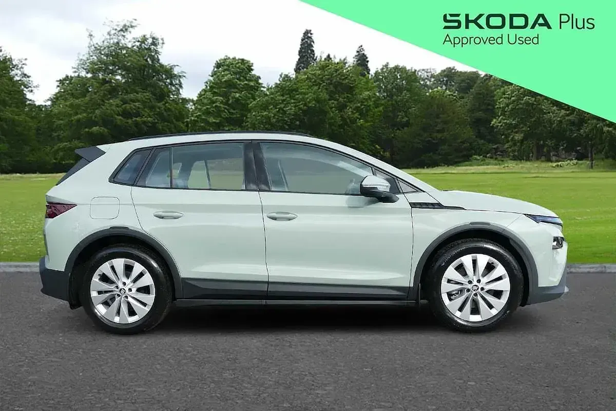 New Skoda Elroq SE 91 kW (125 HP) 2026 Timiano green SUV