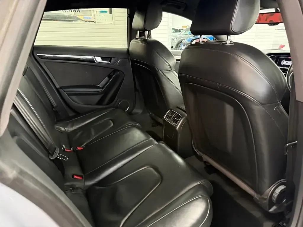 Begagnad Audi A5 Sportback Black Edition 190 HK (139 kW) 2016 Silver Halvkombi