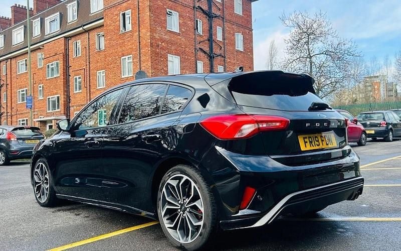 Used Ford Focus ST-Line X 120 HP (88 kW) 2019 Black Hatchback