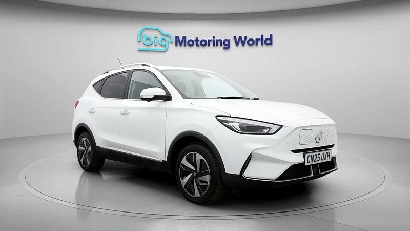 Used MG ZS Trophy Connect 130 kW (177 HP) 2025 White SUV