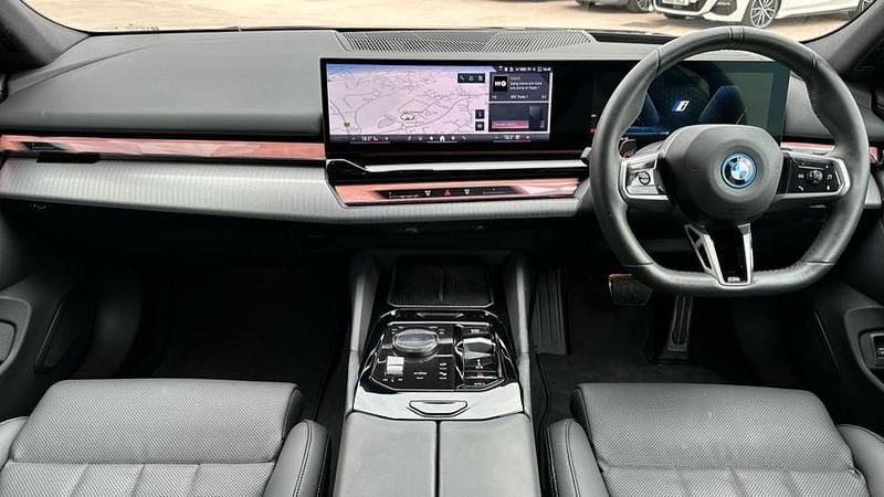 Used BMW i5 M Sport 250 kW (340 HP) 2025 Black Sedan