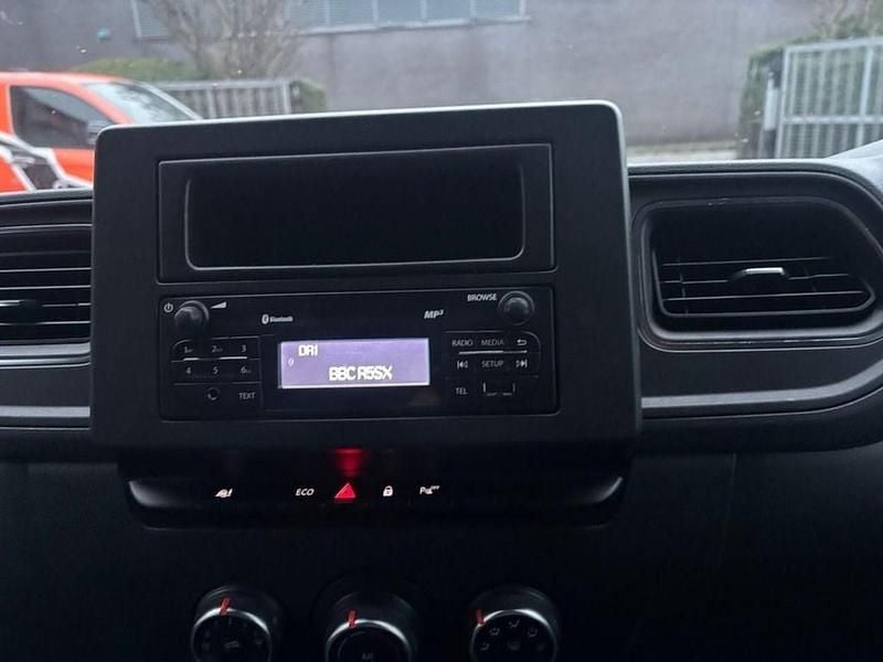 Used Renault Master Business 135 HP (99 kW) 2023 White Van