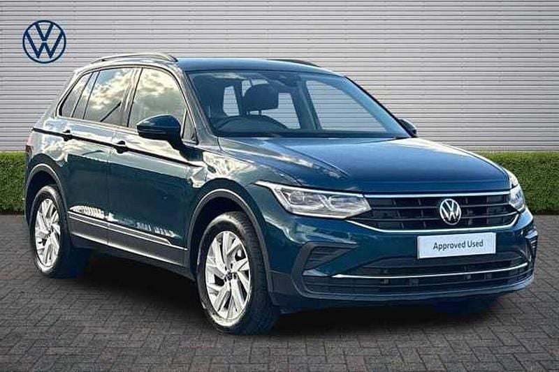 Used VW Tiguan Life 245 HP (180 kW) 2022 Blue SUV