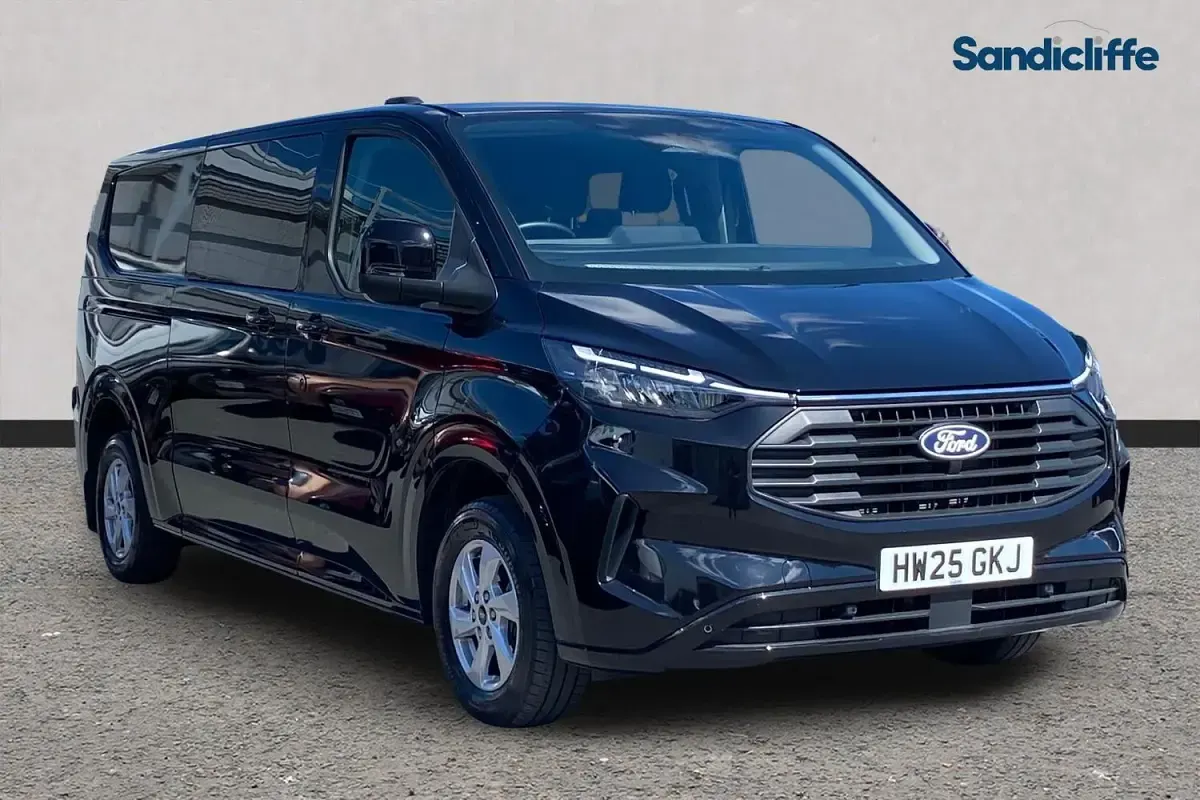 Used Ford Transit Custom Limited 170 HP (125 kW) 2025 Van