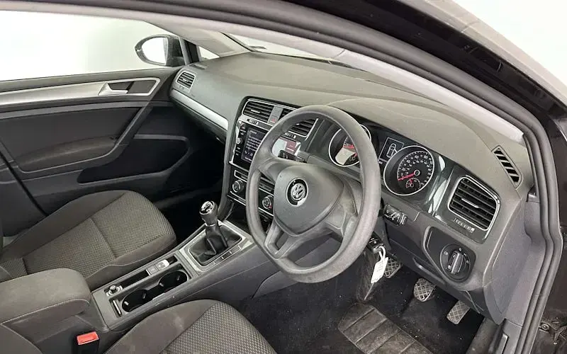Used VW Golf VII S 125 HP (91 kW) 2018 Black Hatchback