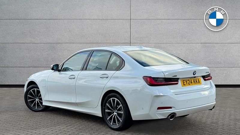 Used BMW 330e Sport Line 288 HP (211 kW) 2024 White