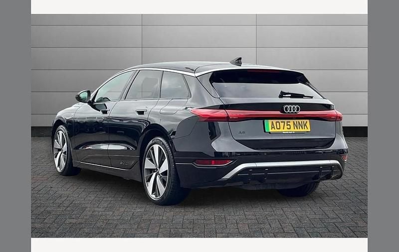 Used Audi e-tron S-Line 269 kW (367 HP) 2025 Black SUV