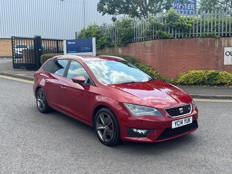 Red Used 2014 Seat Leon FR Estate | £4,795 (Fair price) - Image 1/4