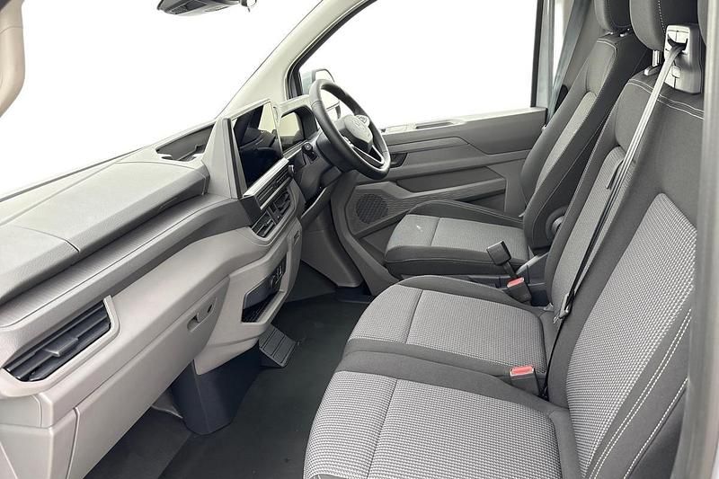 Ny VW Transporter Pro 2025 Grå Van