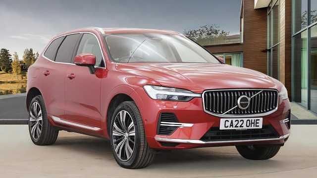 Used 2022 Volvo XC60 Inscription SUV | £36,495 (Fair price) - Image 1/4