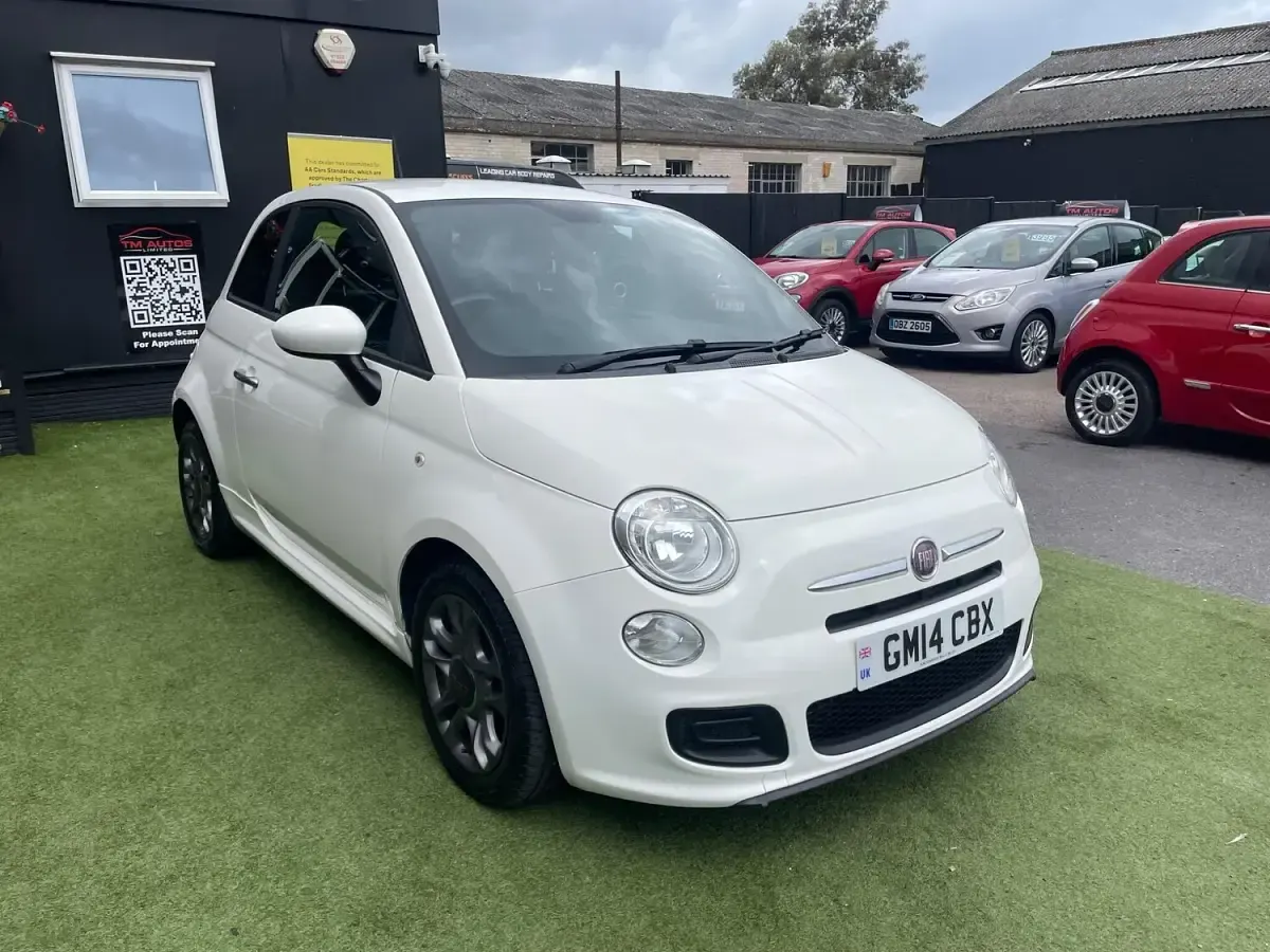 Used Fiat 500 S 69 HP (50 kW) 2014 White Hatchback