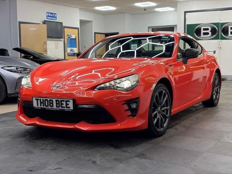 Used Toyota GT86 Edition 200 HP (147 kW) 2017 Orange Coupe