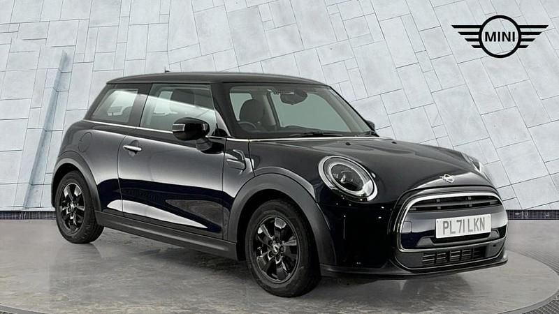 Black Used 2021 Mini Cooper Classic Hatchback | £15,987 (Good price) - Image 1/4