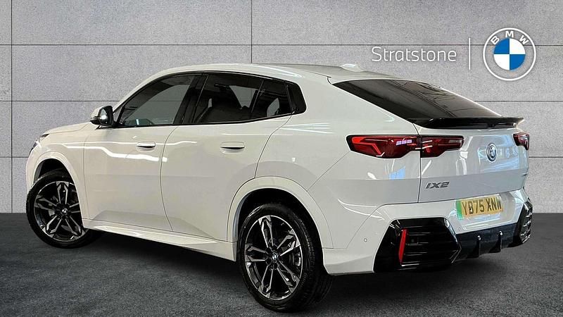 Used BMW iX2 M Sport 147 kW (201 HP) 2025 White SUV