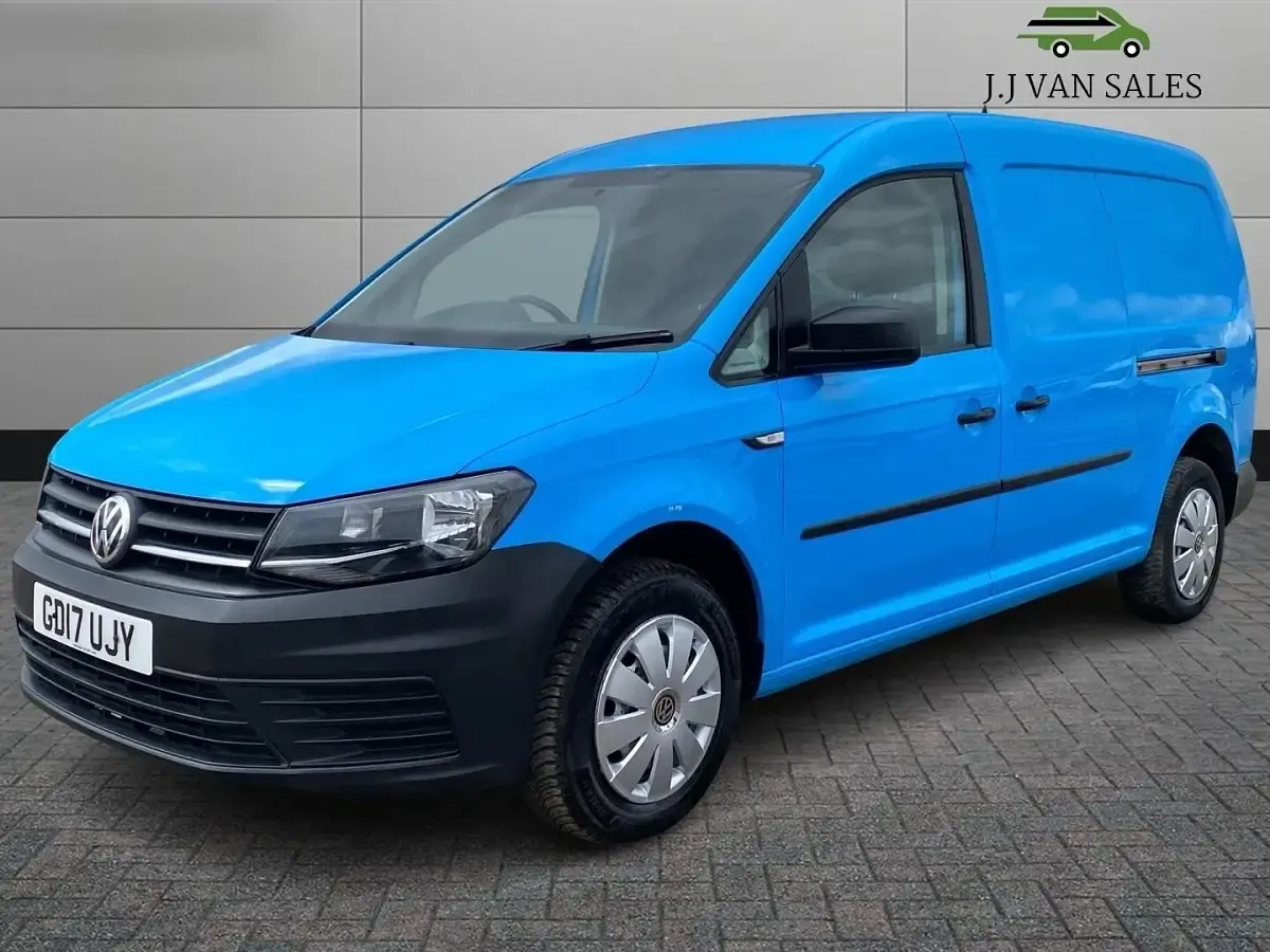 Used VW Caddy Maxi Startline 102 HP (75 kW) 2017 Blue MPV