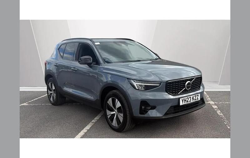 Used Volvo XC40 Plus 211 HP (155 kW) 2023 Grey SUV