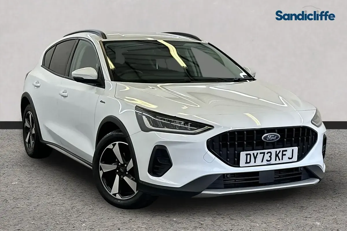 Käytetty Ford Focus Active 125 HP (91 kW) 2023 Viistoperä