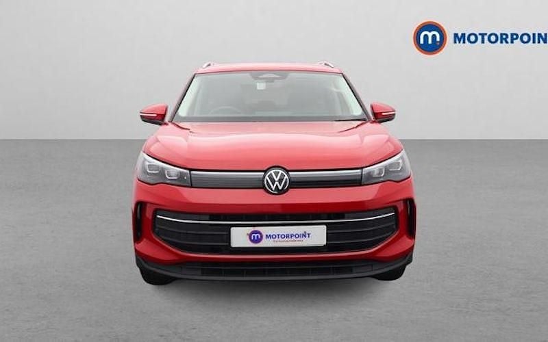 Used VW Tiguan Match 204 HP (150 kW) 2025 Red SUV