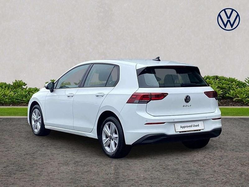 Used VW Golf VII Life 150 HP (110 kW) 2021 White Hatchback