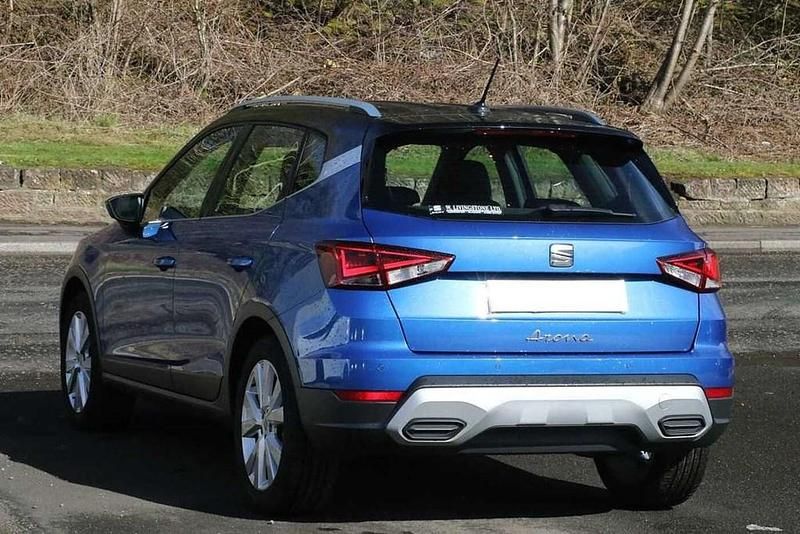 Used Seat Arona Xperience 108 HP (79 kW) 2023 Blue SUV