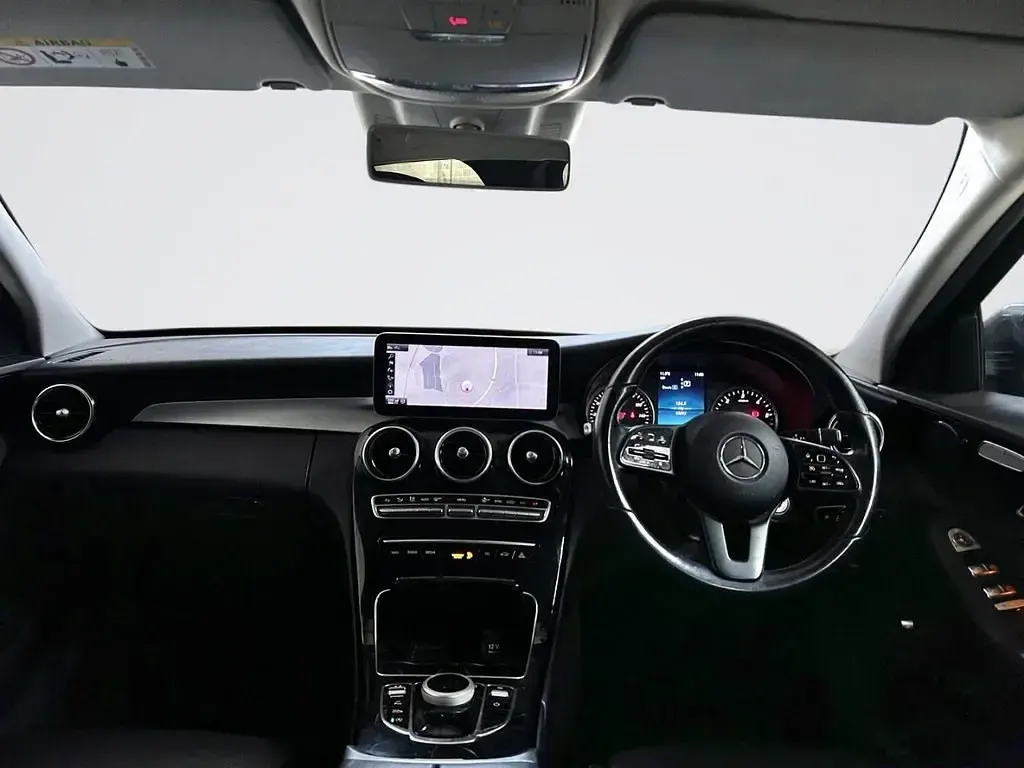 Używany Mercedes C220 SE 194 KM (142 kW) 2018 Szary Kombi