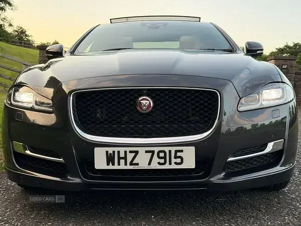 Used Jaguar XJ R-Sport 300 HP (220 kW) 2019 Grey Sedan