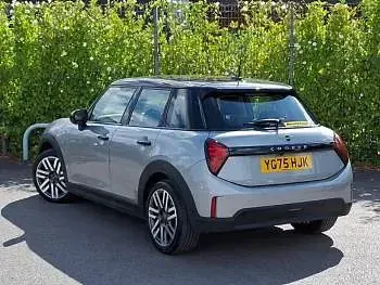 Used Mini Cooper Classic 114 kW (156 HP) 2025 Silver Hatchback