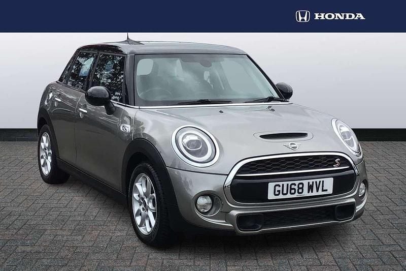 Silver Used 2018 Mini Cooper S Hatch Hatchback | £12,550 (Fair price) - Image 1/4