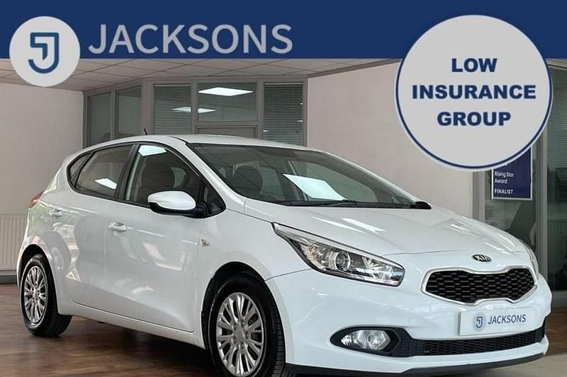 White Used 2014 Kia Ceed 2 Hatchback | £4,995 (Fair price) - Image 1/1